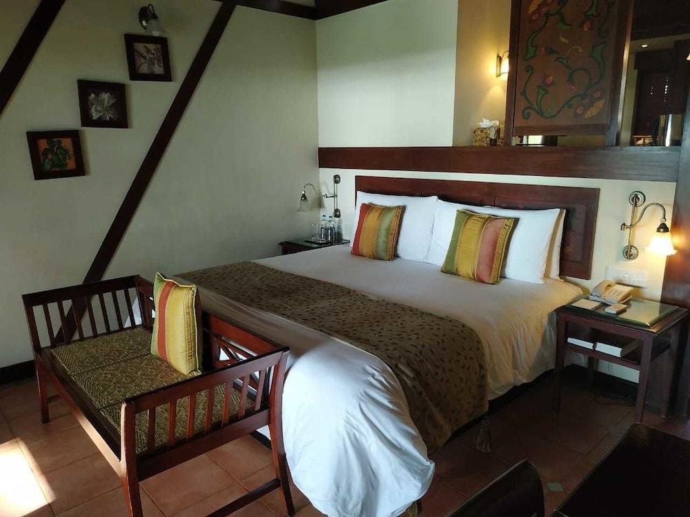 The Leela Kovalam, A Raviz Resort 5*