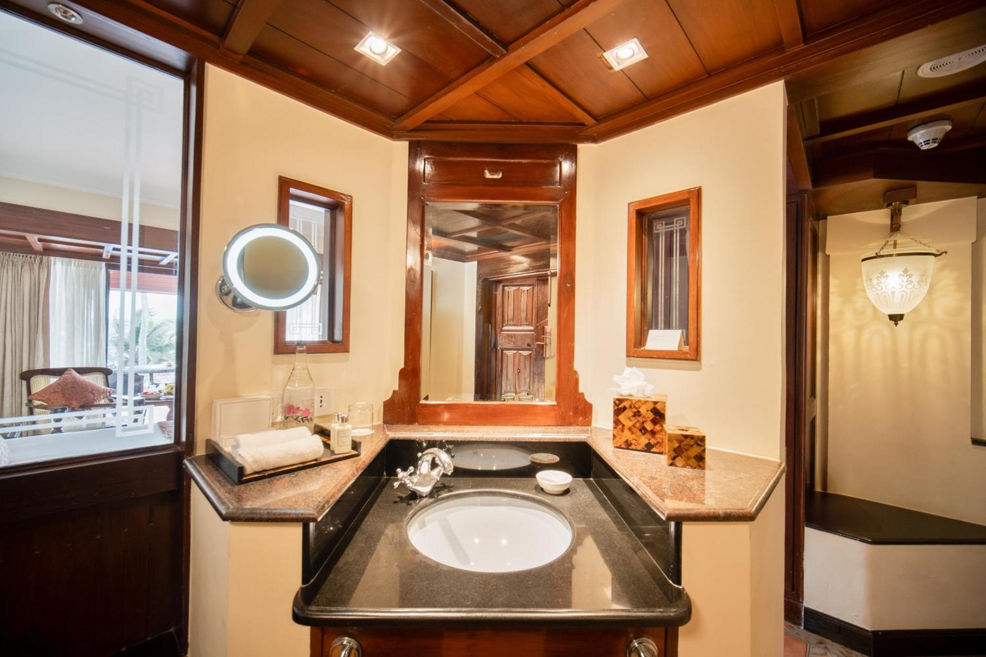 Resort The Leela Kovalam, A Raviz