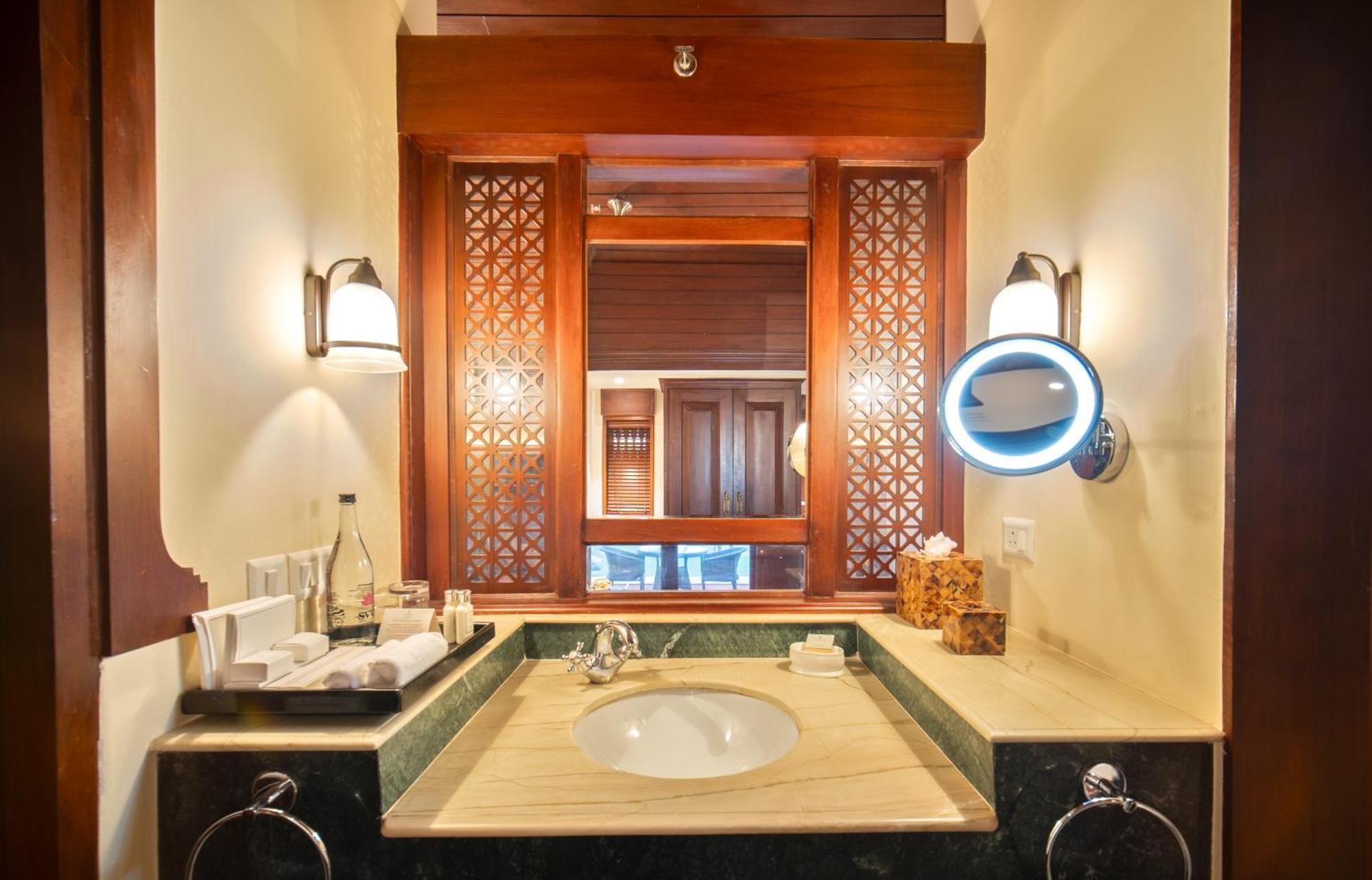 Resort The Leela Kovalam, A Raviz 5*